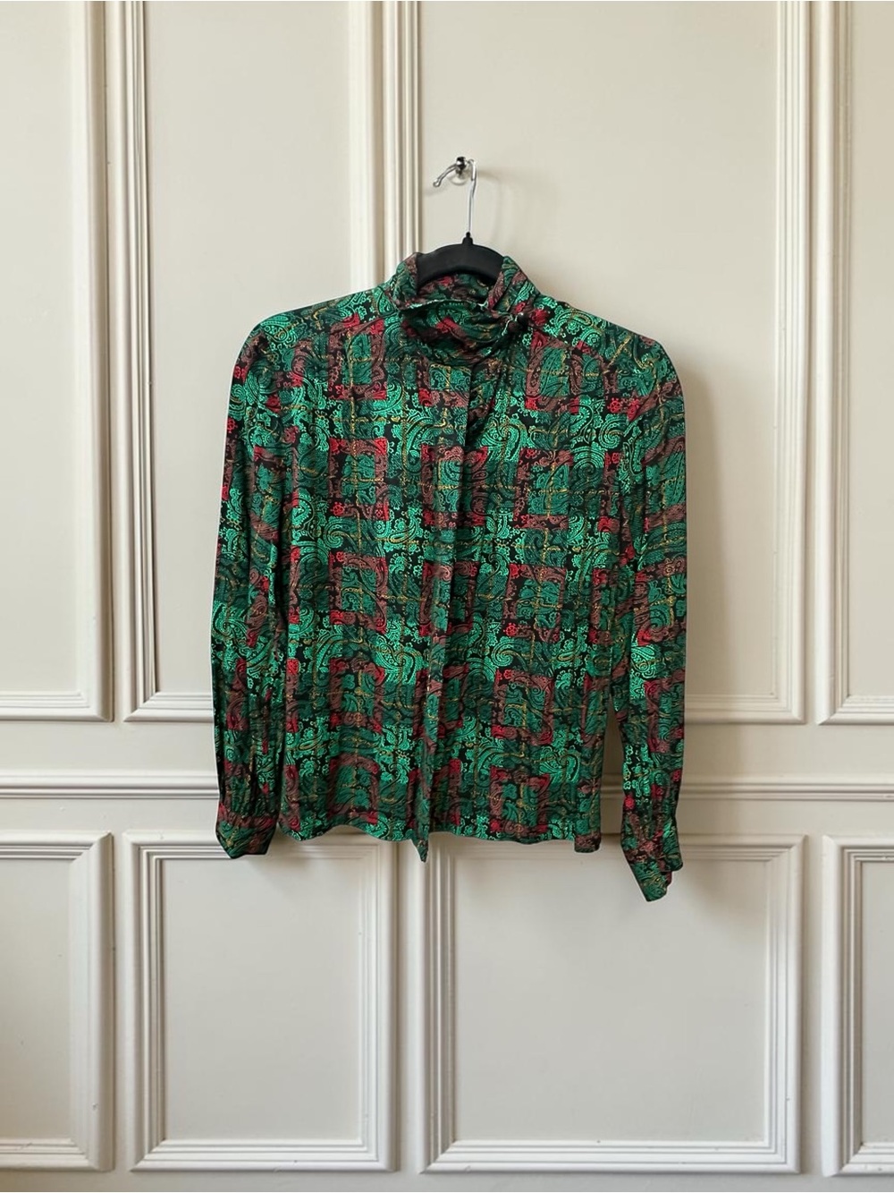Pendleton Vibrant Lightweight Button Down Blouse. Vintage. Green/Red. Sz: 8-P
